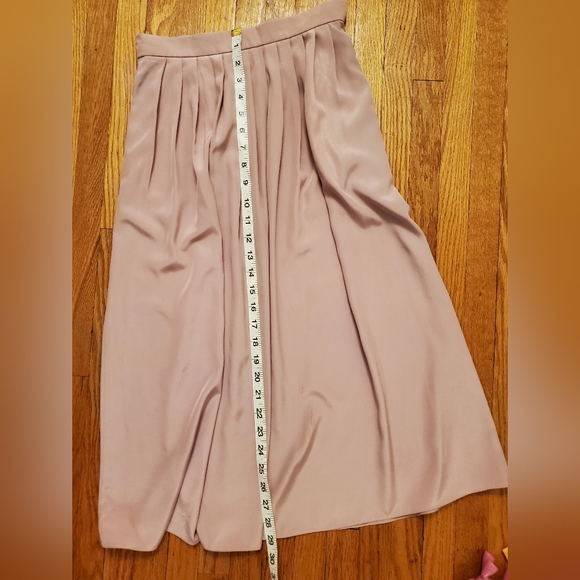 Vintage Pleated Skirt - Picture 4 of 5